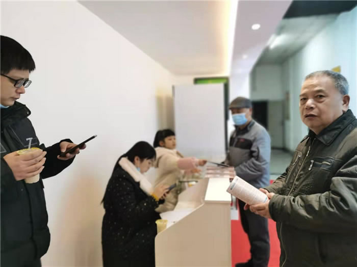 四川中青旅綿陽分社、綿陽市中旅假日旅行社、綿陽自來文化傳播有限公司24H自助售貨服務(wù)盛大開業(yè)