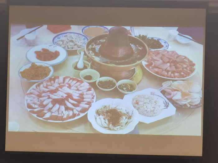 綿陽中旅行假日旅行社舉行胡楊林、南疆專列推薦會